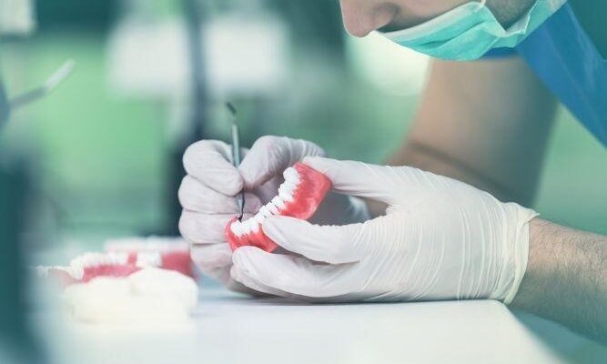 denture-stomatitis-what-is-it-how-can-it-be-prevented
