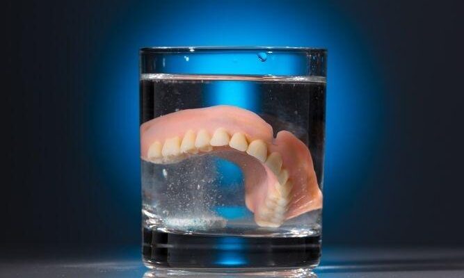 how-to-extend-the-life-of-your-dentures